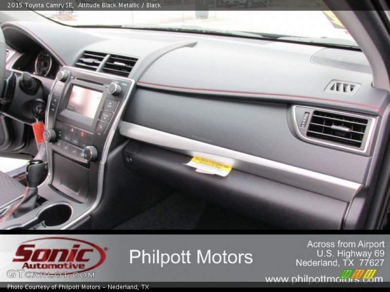 Attitude Black Metallic / Black 2015 Toyota Camry SE