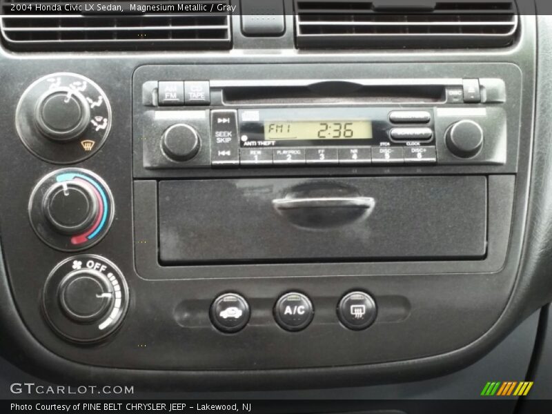 Magnesium Metallic / Gray 2004 Honda Civic LX Sedan