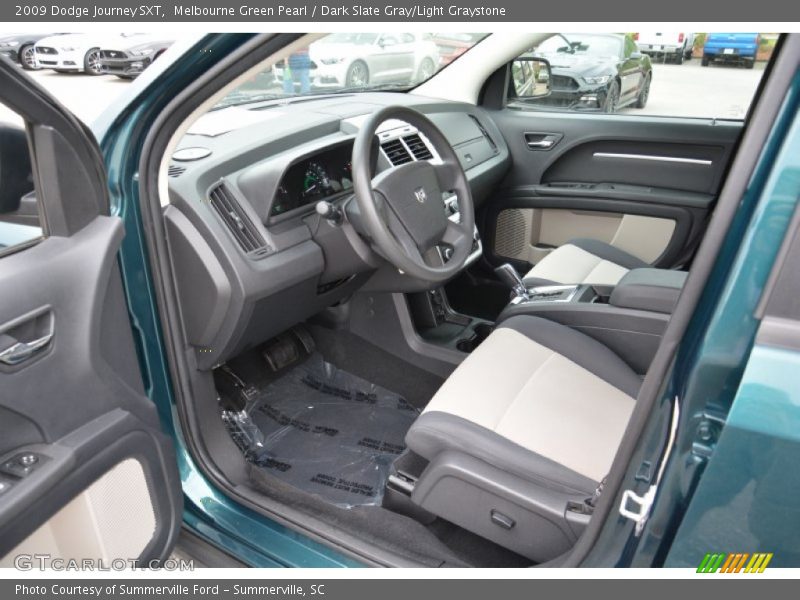  2009 Journey SXT Dark Slate Gray/Light Graystone Interior