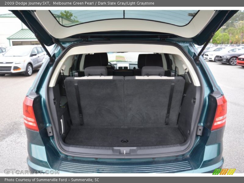  2009 Journey SXT Trunk