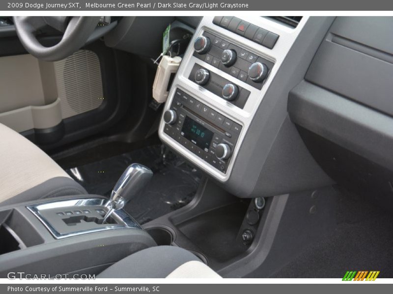 Melbourne Green Pearl / Dark Slate Gray/Light Graystone 2009 Dodge Journey SXT