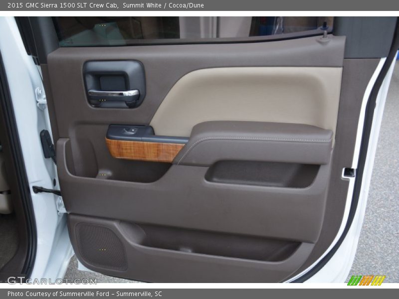 Door Panel of 2015 Sierra 1500 SLT Crew Cab