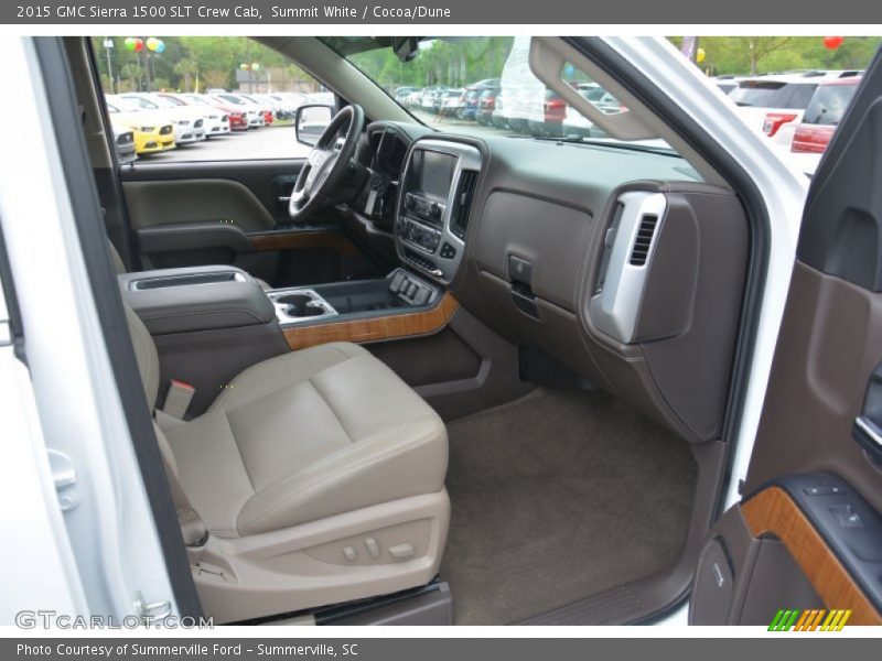 Dashboard of 2015 Sierra 1500 SLT Crew Cab
