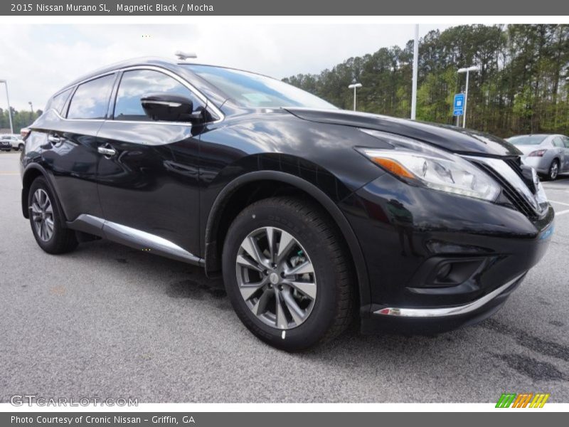 Front 3/4 View of 2015 Murano SL