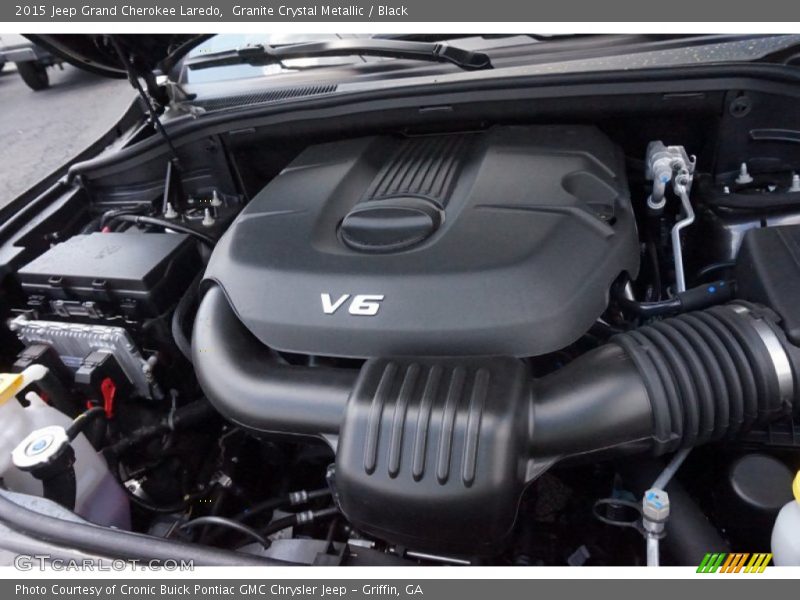 Granite Crystal Metallic / Black 2015 Jeep Grand Cherokee Laredo
