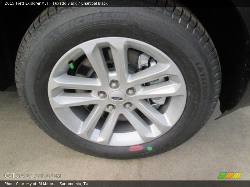 Tuxedo Black / Charcoal Black 2015 Ford Explorer XLT