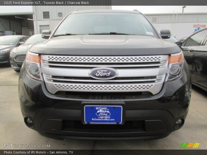 Tuxedo Black / Charcoal Black 2015 Ford Explorer XLT