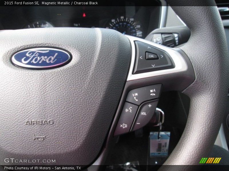 Magnetic Metallic / Charcoal Black 2015 Ford Fusion SE