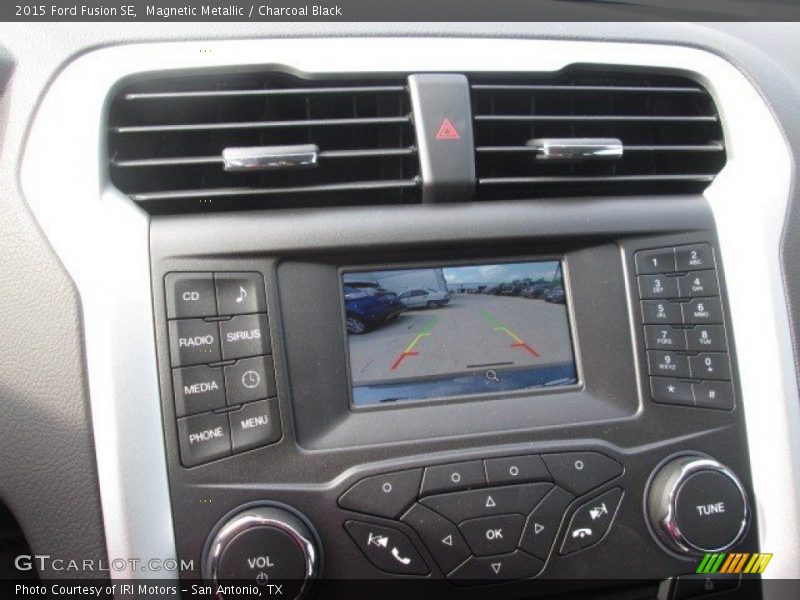 Magnetic Metallic / Charcoal Black 2015 Ford Fusion SE