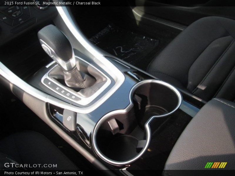 Magnetic Metallic / Charcoal Black 2015 Ford Fusion SE