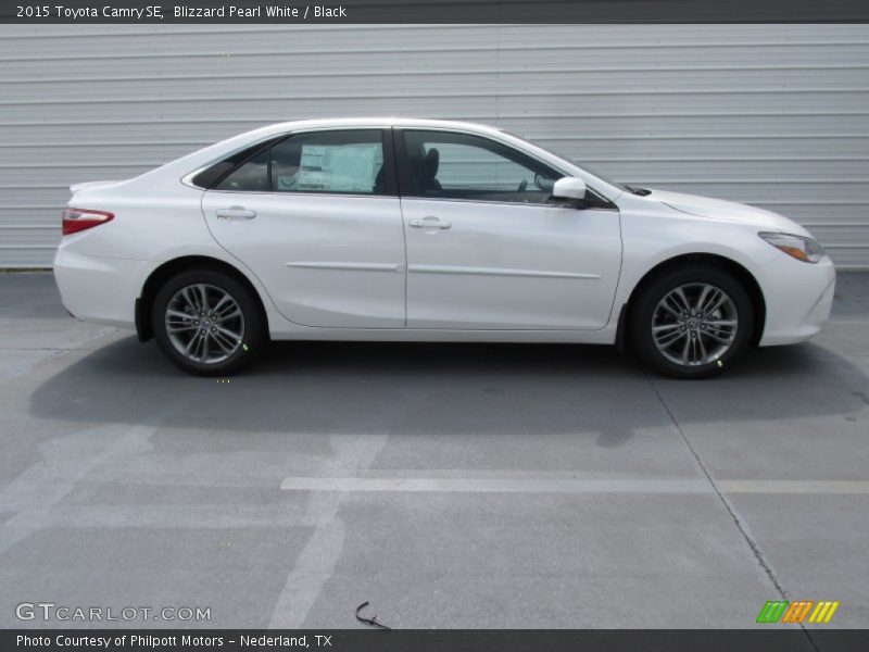  2015 Camry SE Blizzard Pearl White