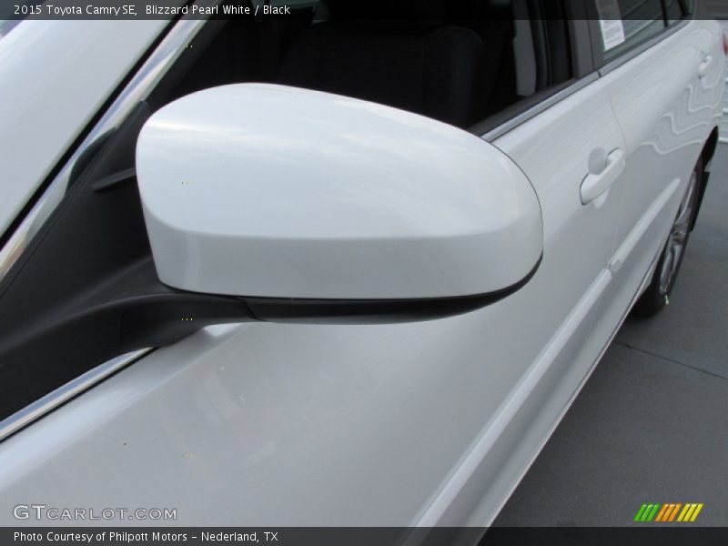 Blizzard Pearl White / Black 2015 Toyota Camry SE