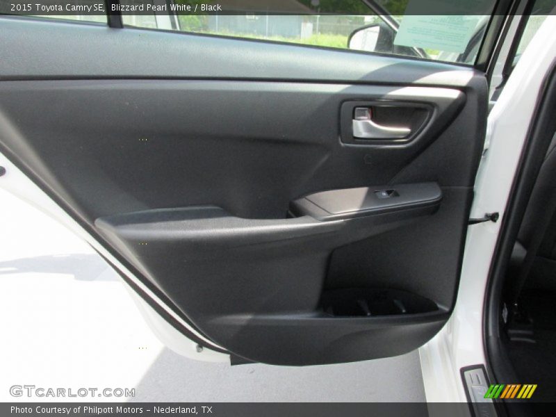 Blizzard Pearl White / Black 2015 Toyota Camry SE