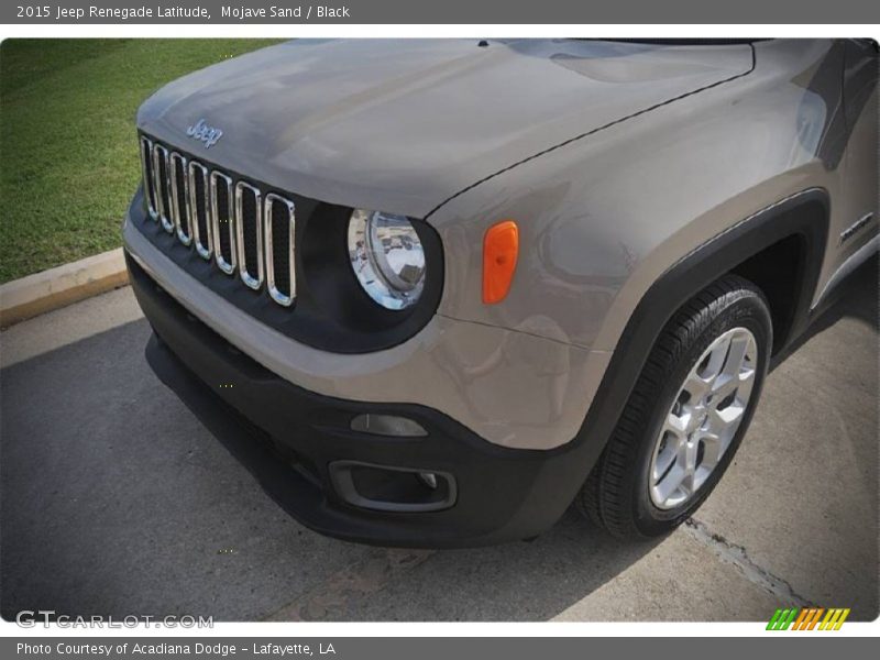 Mojave Sand / Black 2015 Jeep Renegade Latitude