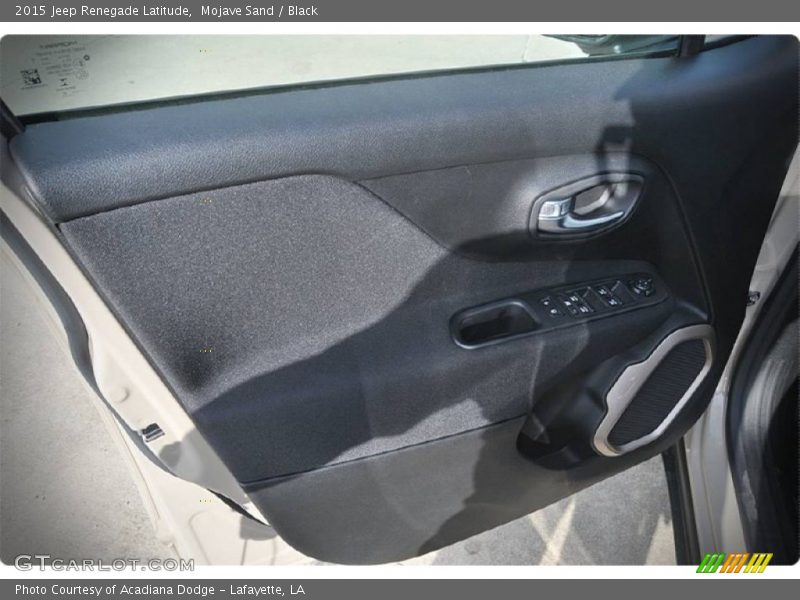 Mojave Sand / Black 2015 Jeep Renegade Latitude