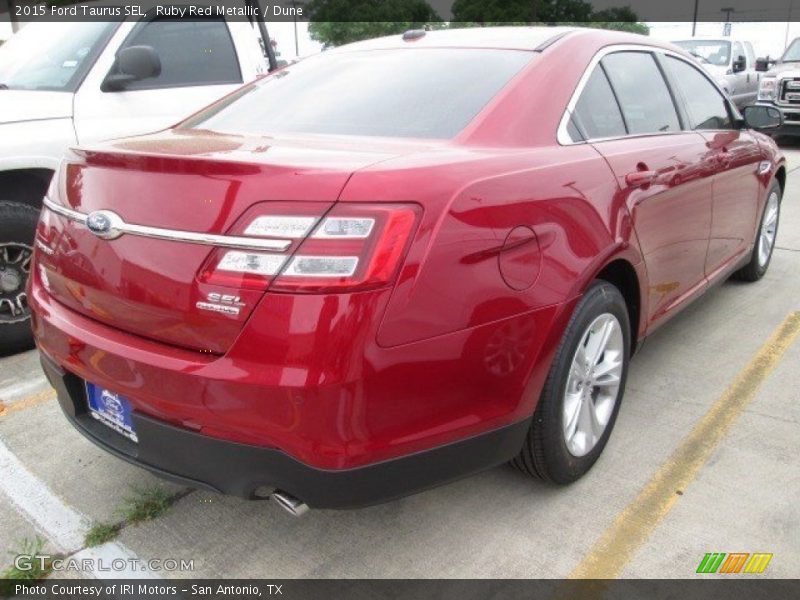 Ruby Red Metallic / Dune 2015 Ford Taurus SEL