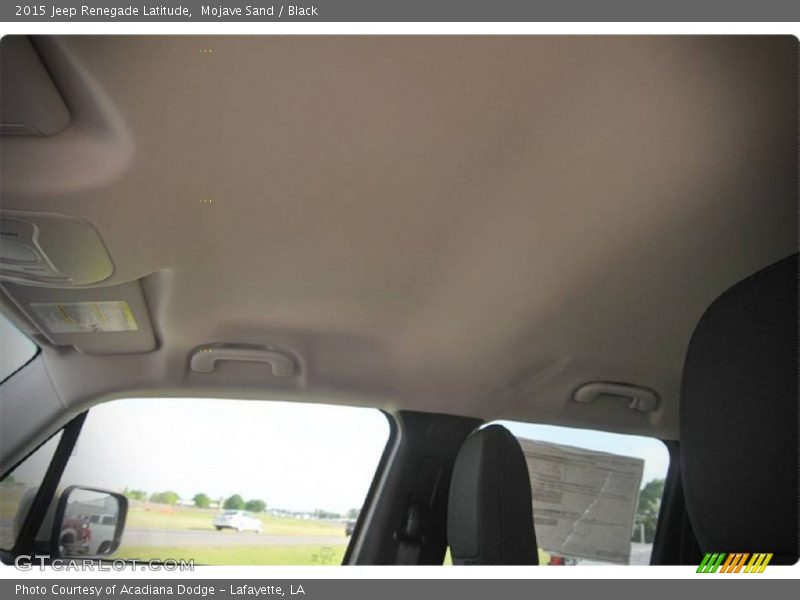 Mojave Sand / Black 2015 Jeep Renegade Latitude