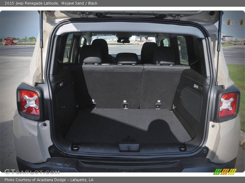 Mojave Sand / Black 2015 Jeep Renegade Latitude
