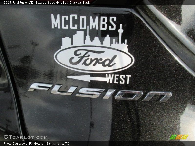 Tuxedo Black Metallic / Charcoal Black 2015 Ford Fusion SE