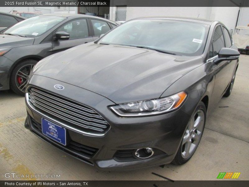 Magnetic Metallic / Charcoal Black 2015 Ford Fusion SE