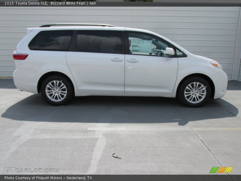 Blizzard White Pearl / Ash 2015 Toyota Sienna XLE