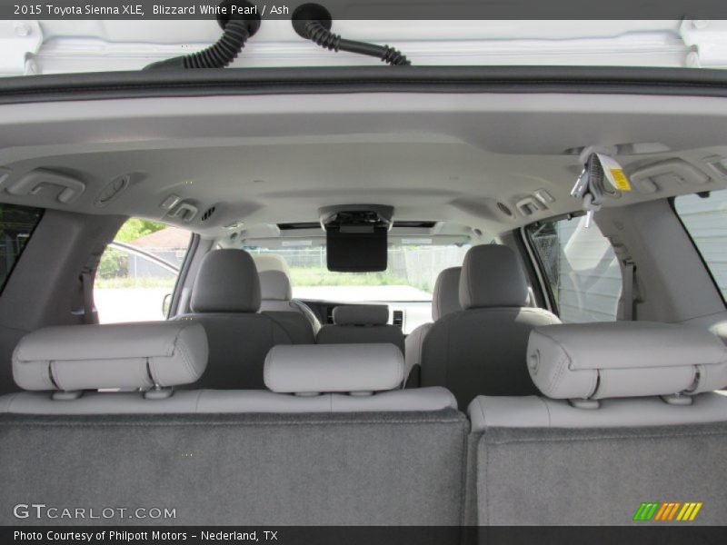 Blizzard White Pearl / Ash 2015 Toyota Sienna XLE