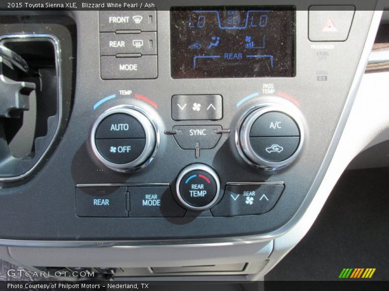 Blizzard White Pearl / Ash 2015 Toyota Sienna XLE