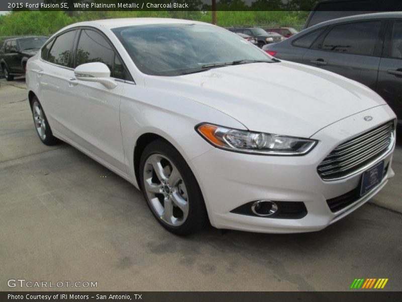 White Platinum Metallic / Charcoal Black 2015 Ford Fusion SE