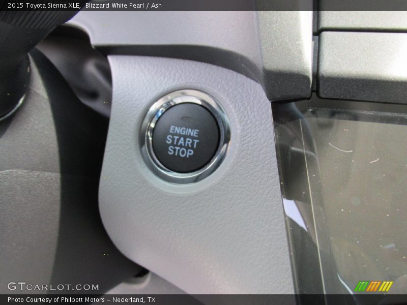 Blizzard White Pearl / Ash 2015 Toyota Sienna XLE