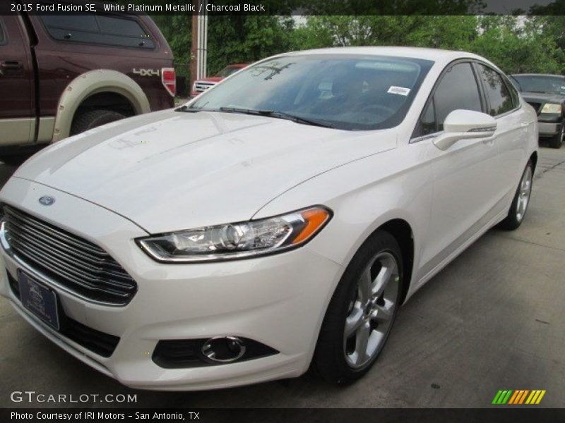 White Platinum Metallic / Charcoal Black 2015 Ford Fusion SE