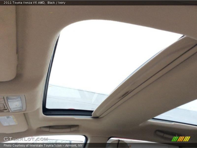 Black / Ivory 2011 Toyota Venza V6 AWD