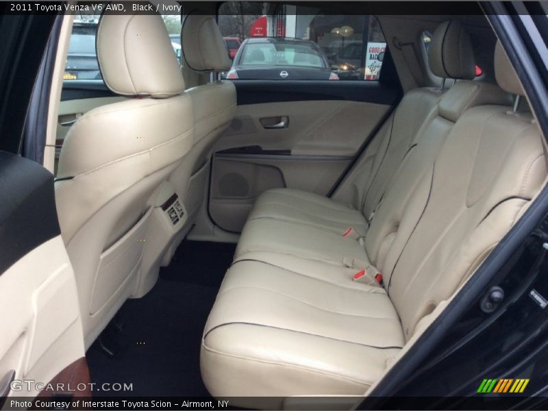 Black / Ivory 2011 Toyota Venza V6 AWD