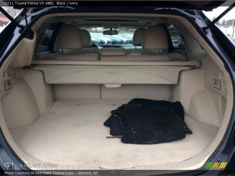 Black / Ivory 2011 Toyota Venza V6 AWD