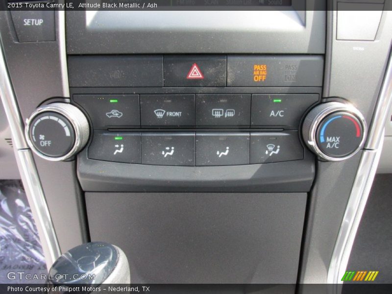 Attitude Black Metallic / Ash 2015 Toyota Camry LE