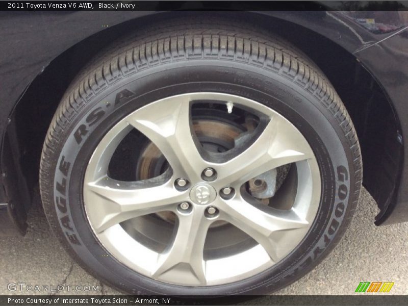 Black / Ivory 2011 Toyota Venza V6 AWD