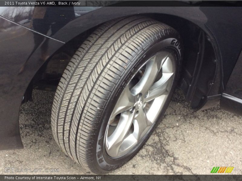 Black / Ivory 2011 Toyota Venza V6 AWD
