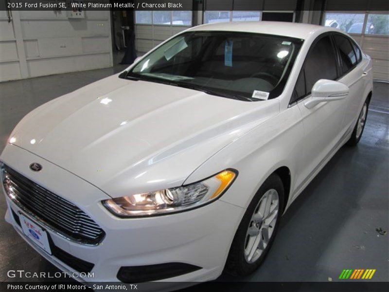 White Platinum Metallic / Charcoal Black 2015 Ford Fusion SE