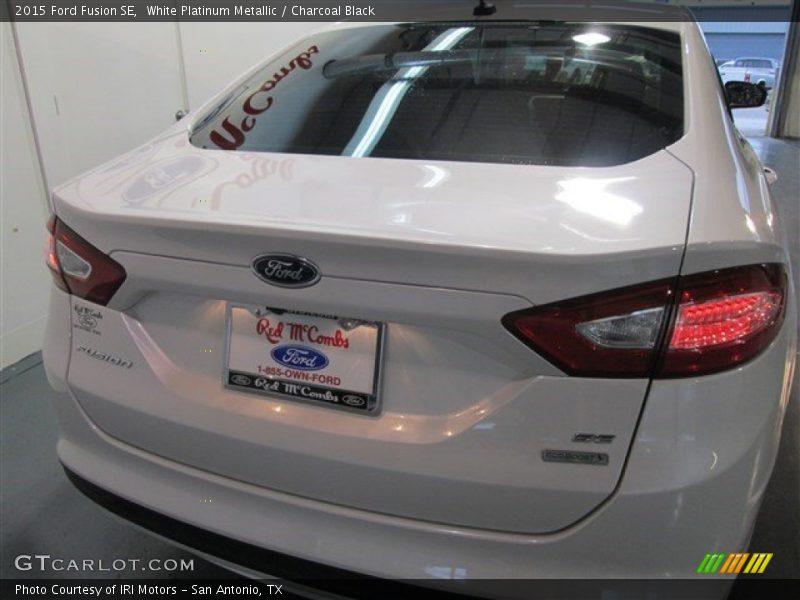 White Platinum Metallic / Charcoal Black 2015 Ford Fusion SE