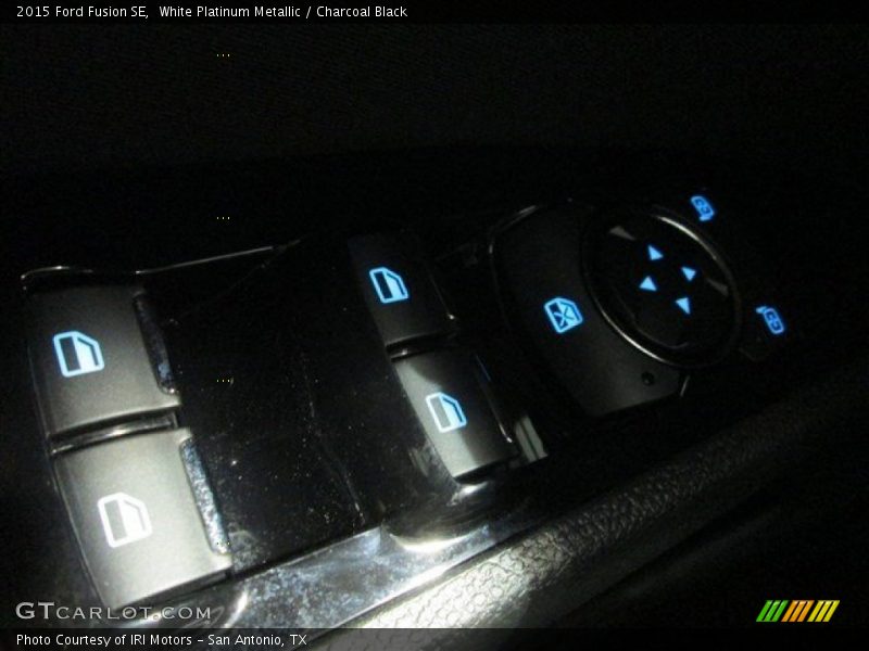 White Platinum Metallic / Charcoal Black 2015 Ford Fusion SE