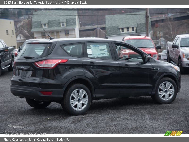Tuxedo Black Metallic / Charcoal Black 2015 Ford Escape S