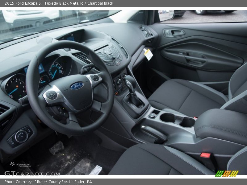 Tuxedo Black Metallic / Charcoal Black 2015 Ford Escape S