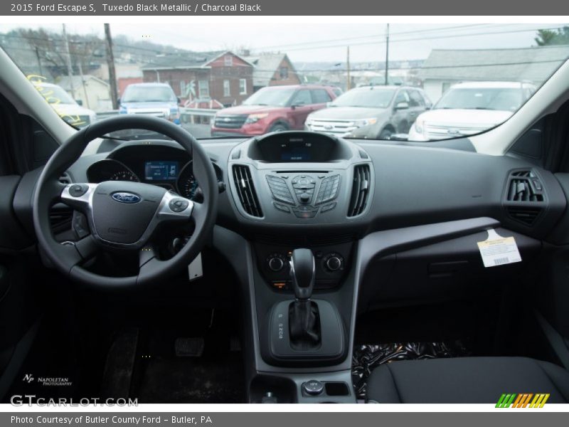 Tuxedo Black Metallic / Charcoal Black 2015 Ford Escape S