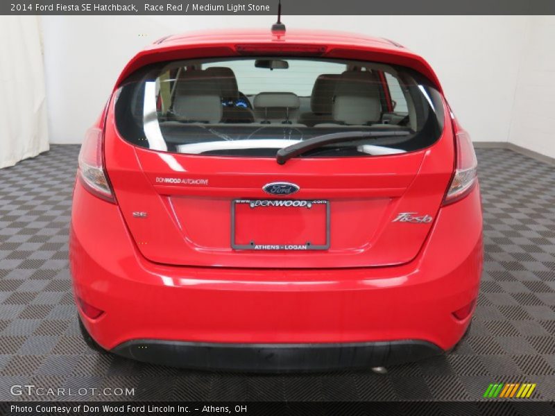 Race Red / Medium Light Stone 2014 Ford Fiesta SE Hatchback