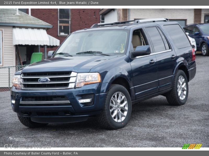 Front 3/4 View of 2015 Expedition Limited 4x4