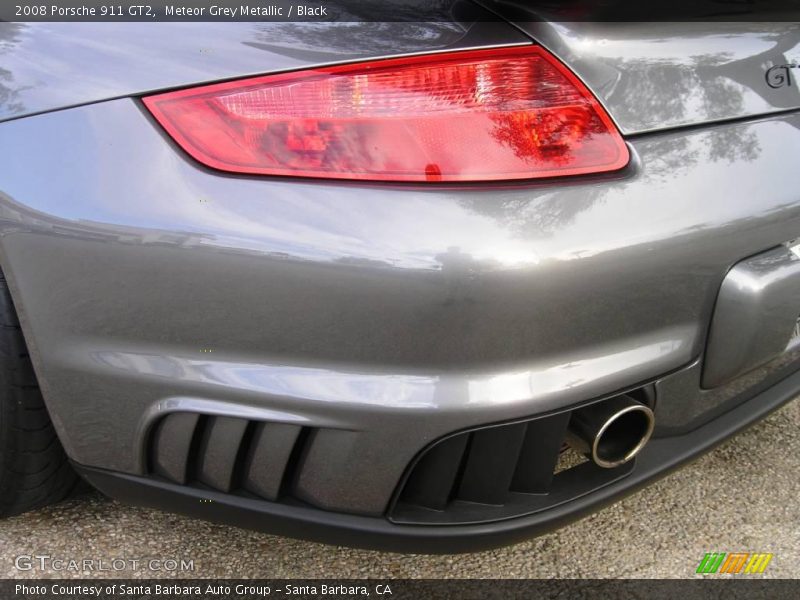 Exhaust of 2008 911 GT2
