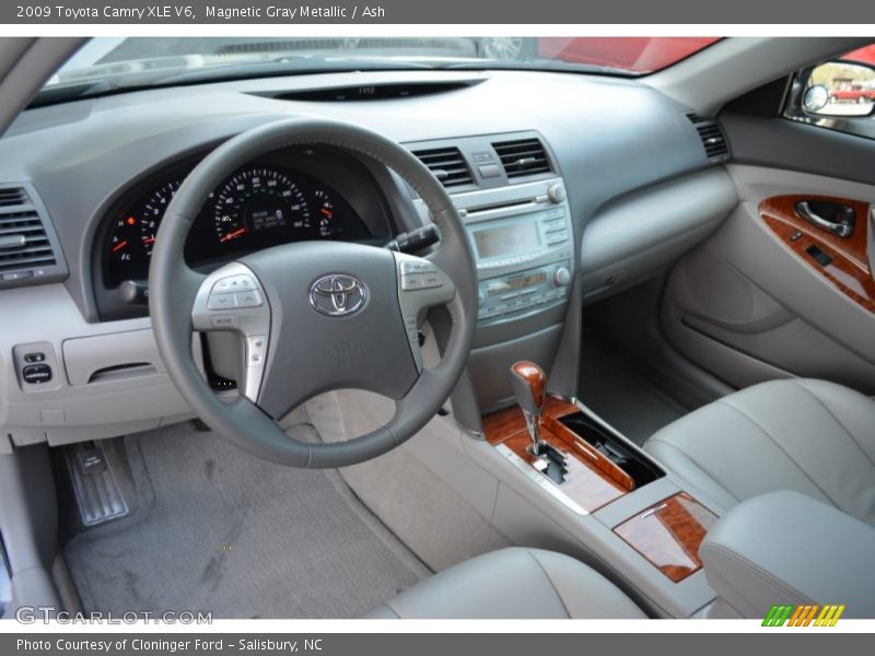 Magnetic Gray Metallic / Ash 2009 Toyota Camry XLE V6