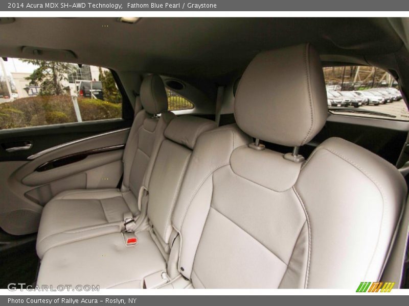 Rear Seat of 2014 MDX SH-AWD Technology