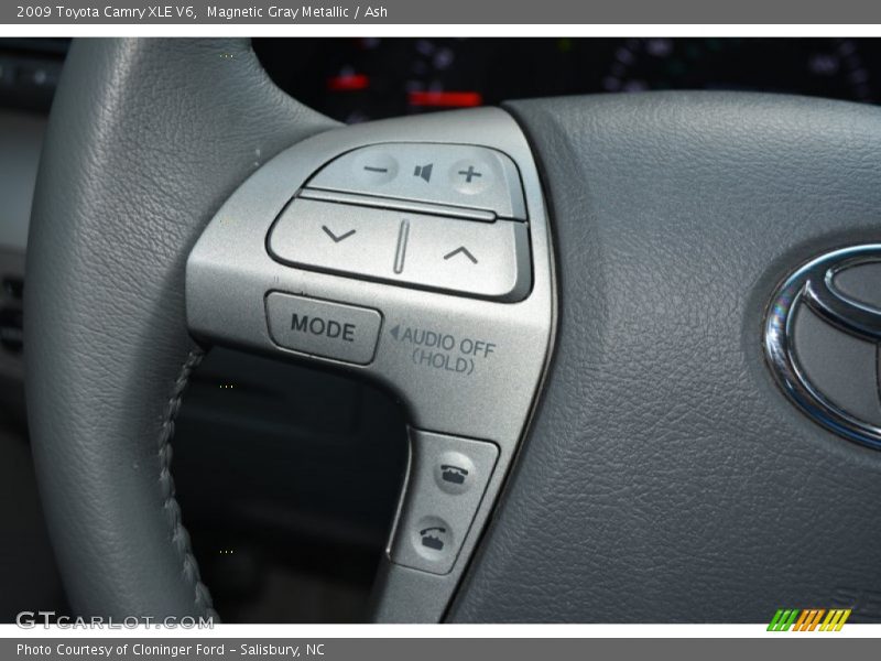 Magnetic Gray Metallic / Ash 2009 Toyota Camry XLE V6