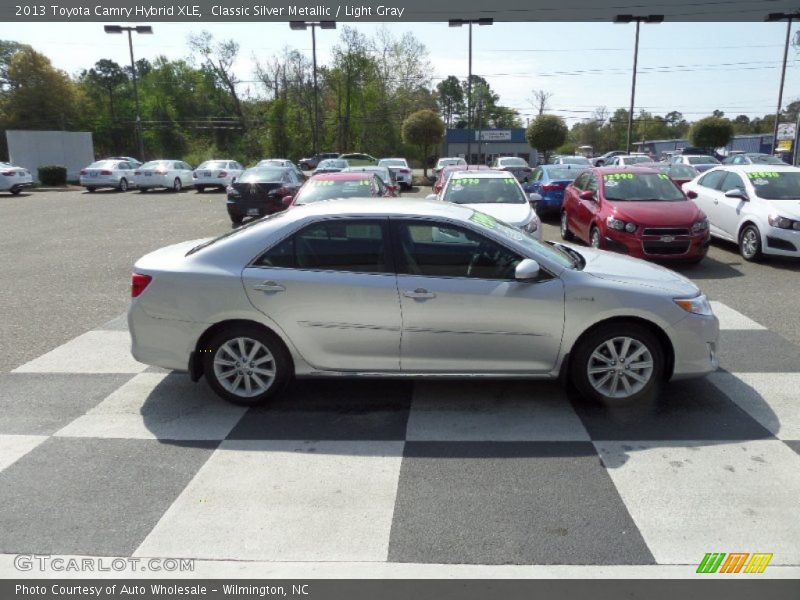 Classic Silver Metallic / Light Gray 2013 Toyota Camry Hybrid XLE