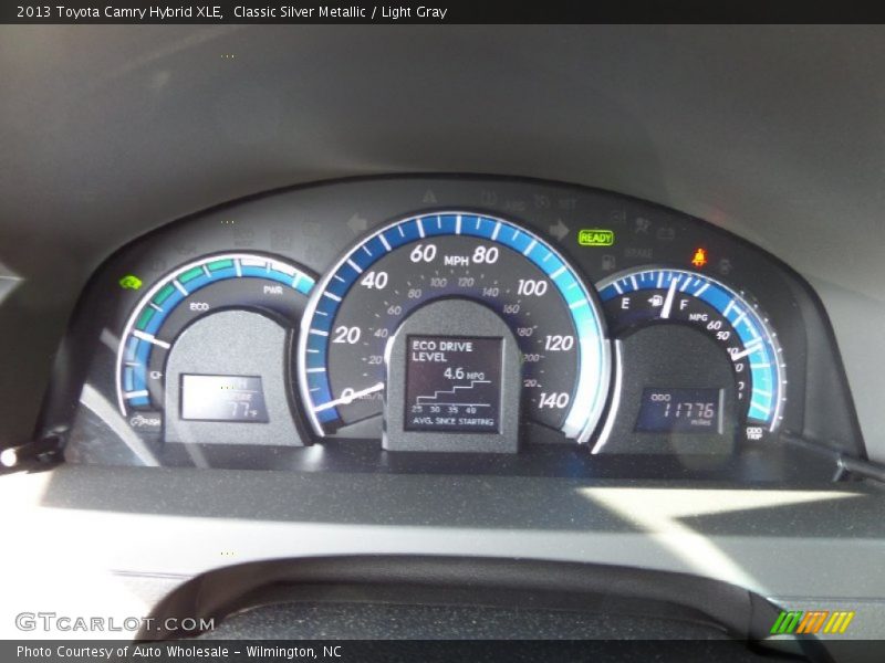 Classic Silver Metallic / Light Gray 2013 Toyota Camry Hybrid XLE